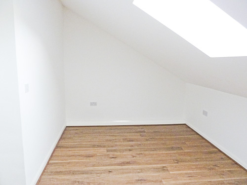 Warehouse conversion to rent in Erith DA8